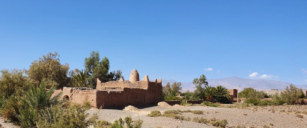 Mausoleum of a Marabout in the oasis of Skoura