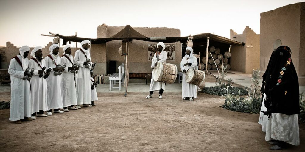 Gnawa musicians in Khamilia, near Errachidia / Source. A. Azizi